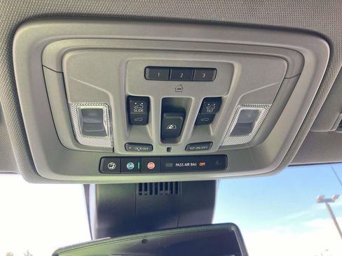 New 2026 GMC Sierra 1500 SLT w/ SLT Premium Plus Package image 23