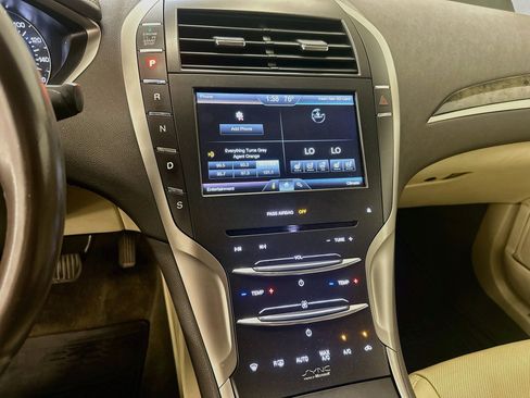 Used 2015 Lincoln MKZ w/ Equipment Group 102A Reserve FWD image 26