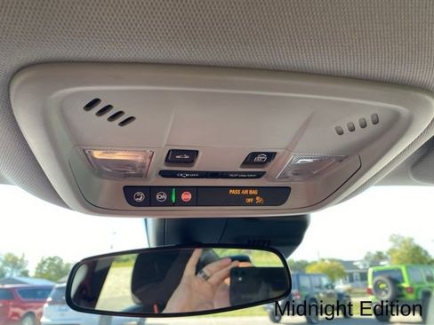 Used 2023 Chevrolet Malibu LT image 22