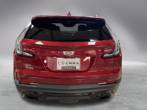 Used 2019 Cadillac XT4 Sport image 4