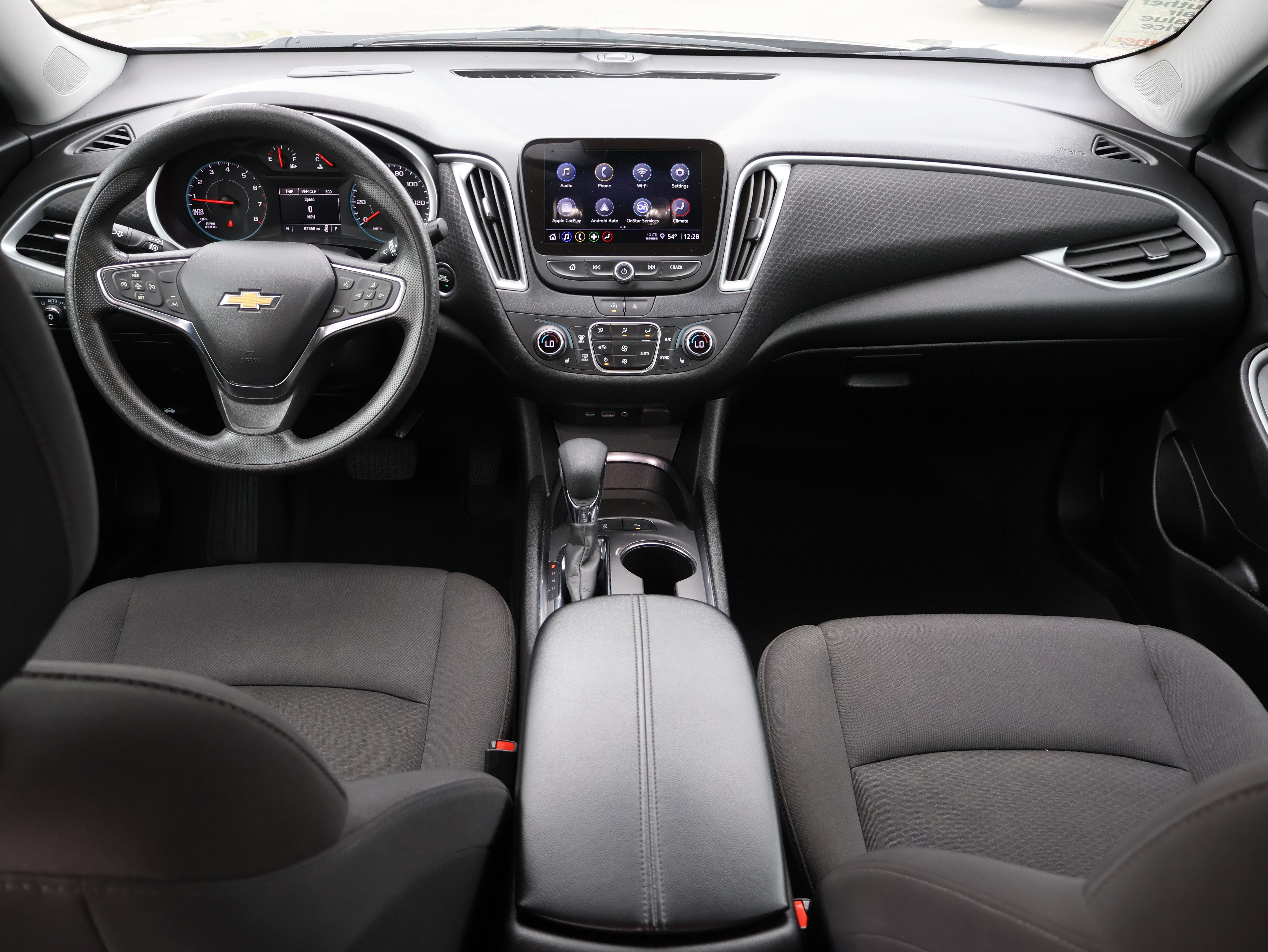 Used 2025 Chevrolet Malibu LT FWD image 16