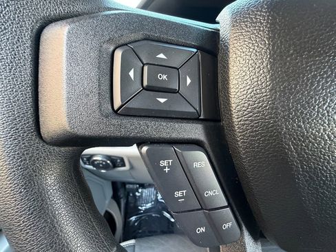 Used 2016 Ford F150 XLT RWD image 22