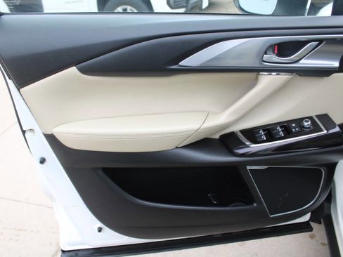 Used 2017 MAZDA CX-9 Grand Touring image 19