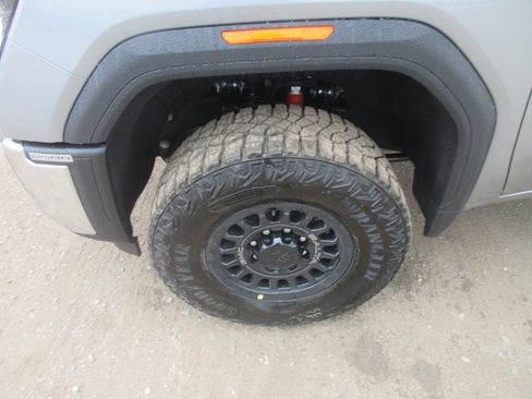 New 2026 GMC Sierra 2500 Pro image 14