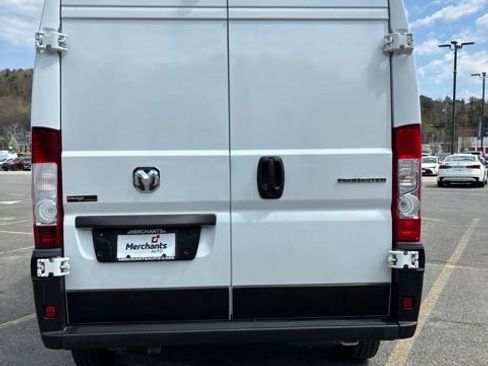 Used 2023 RAM ProMaster 2500 FWD image 6