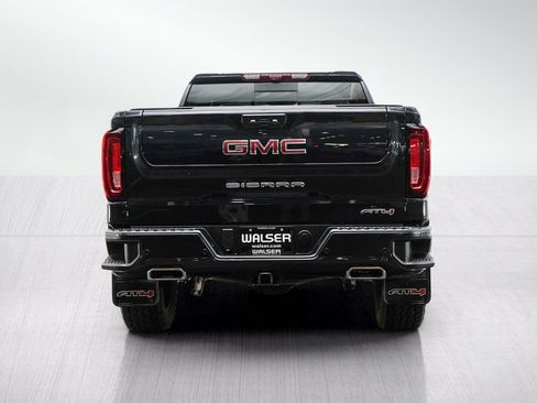 Used 2025 GMC Sierra 1500 AT4 w/ Technology Package AWD/4WD image 4
