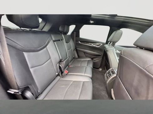 Used 2021 Cadillac XT5 Premium Luxury image 11