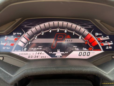 Used 2018 Lamborghini Huracan Performante image 21