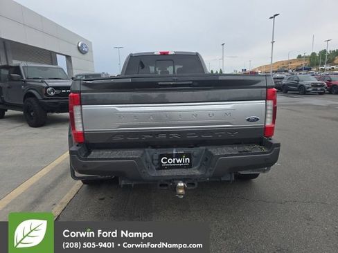 Used 2019 Ford F350 Platinum w/ Platinum Ultimate Package AWD/4WD image 9