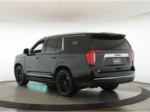 Used 2023 GMC Yukon Denali image 8