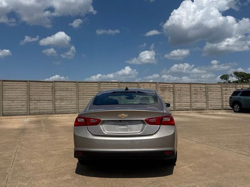 Used 2025 Chevrolet Malibu LS FWD image 20