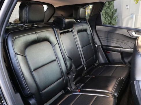 Used 2022 Ford Escape SEL image 7