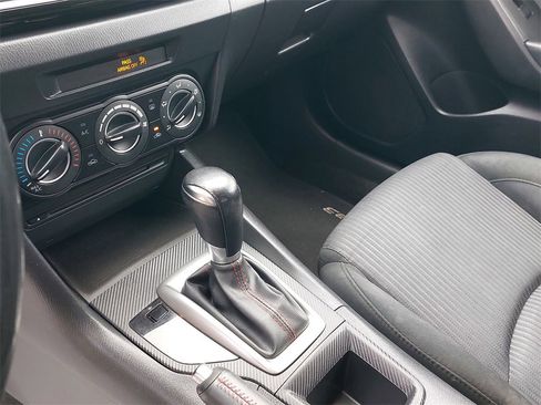 Used 2014 MAZDA MAZDA3 i Touring image 19