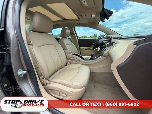 Used 2011 Buick LaCrosse CXL FWD image 14