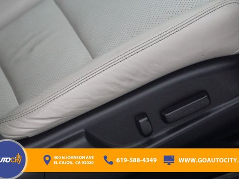 Used 2012 Acura TL SH-AWD image 16