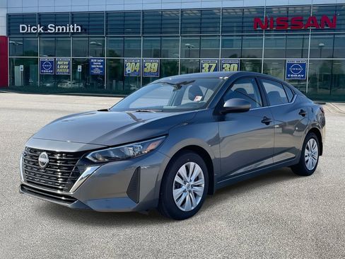 Used 2025 Nissan Sentra S image 3