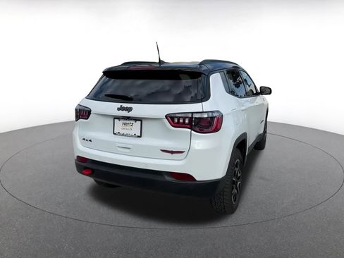 Used 2025 Jeep Compass Trailhawk image 14