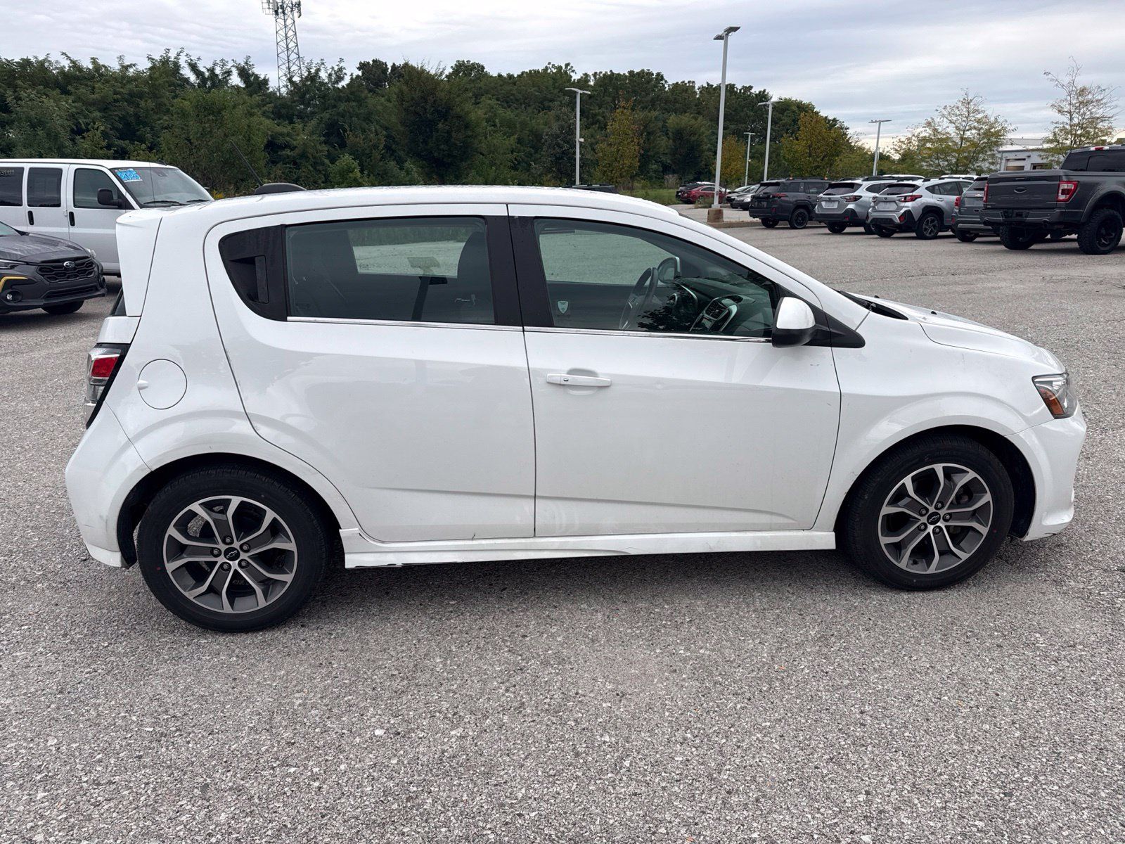 Used 2019 Chevrolet Sonic LT w/ Convenience Package FWD image 6