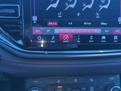 New 2025 Dodge Durango R/T w/ Blacktop Package image 21