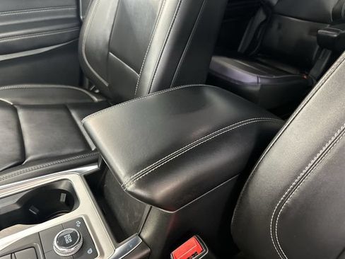 Used 2023 Ford Explorer XLT w/ Equipment Group 202A AWD/4WD image 30