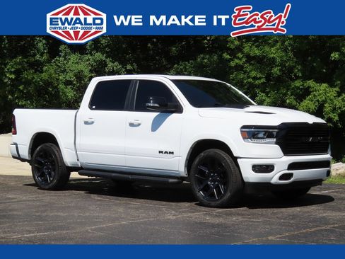 Used 2022 RAM 1500 Laramie AWD/4WD image 1