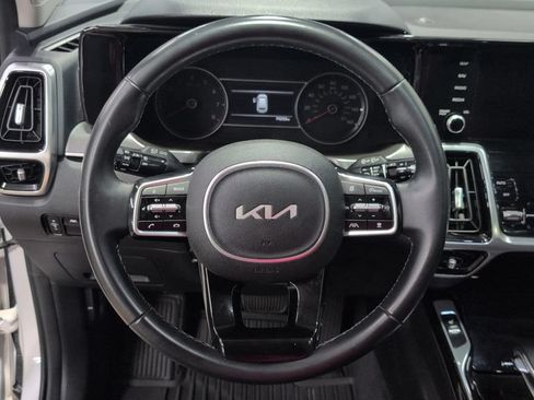 Used 2022 Kia Sorento SX FWD image 9