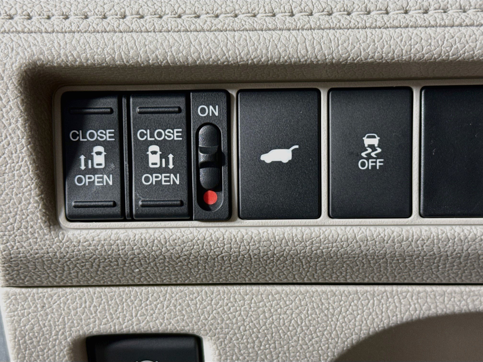 New 2027 Honda Odyssey EX-L image 9