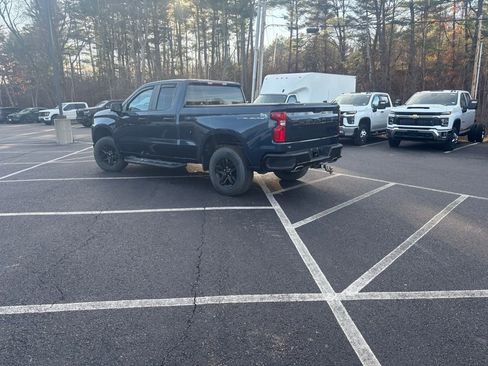 Used 2020 Chevrolet Silverado 1500 Custom Trail Boss w/ Custom Convenience Package image 3