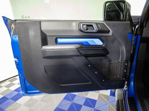 Used 2022 Ford Bronco 2-Door AWD/4WD image 13