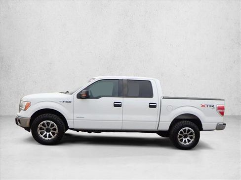 Used 2014 Ford F150 XLT w/ XTR Package image 2