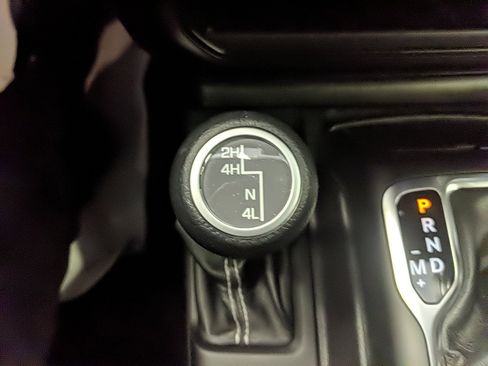 Used 2021 Jeep Wrangler Unlimited Sahara w/ Cold Weather Group image 21