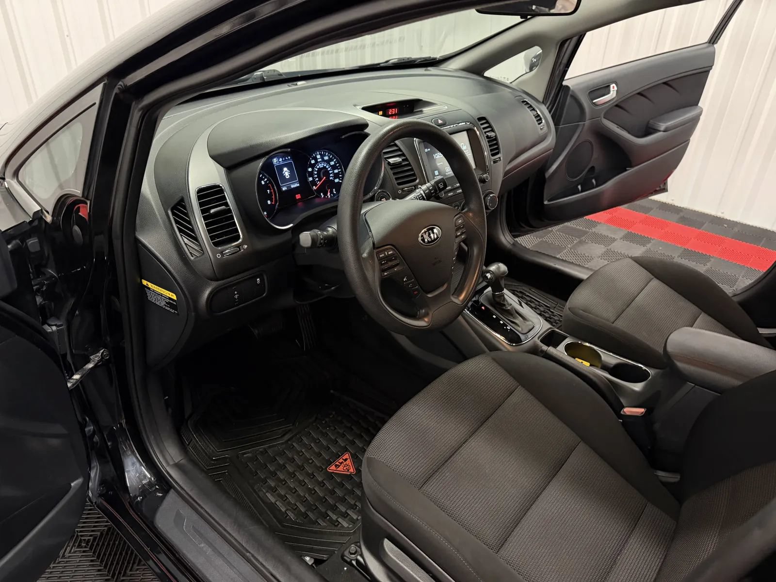 Used 2017 Kia Forte LX w/ LX Popular Plus Package FWD image 34