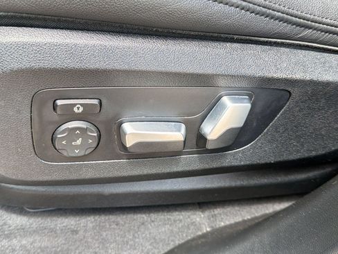 Used 2021 BMW X5 xDrive40i AWD/4WD image 14