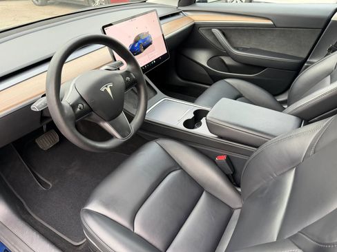 Used 2023 Tesla Model 3 Standard Range image 11
