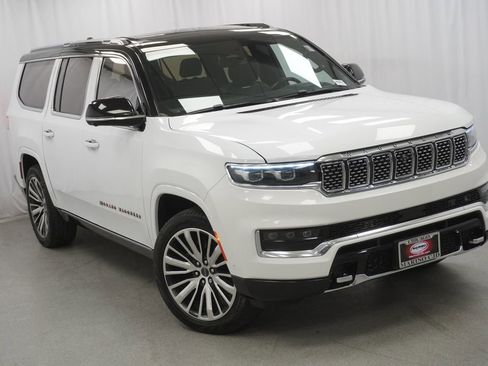 Certified 2023 Jeep Grand Wagoneer L Series III w/ HD Trailer Tow Package AWD/4WD image 9