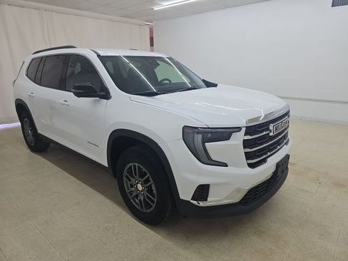 Used 2025 GMC Acadia Elevation image 14