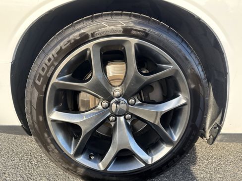 Used 2015 Dodge Challenger R/T Plus image 10