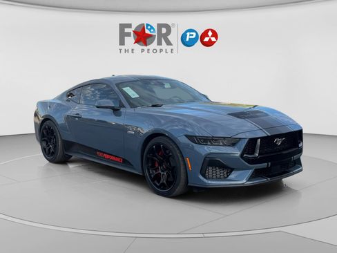 Used 2025 Ford Mustang GT Premium RWD image 8