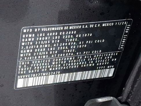 New 2026 Volkswagen Taos SE image 11