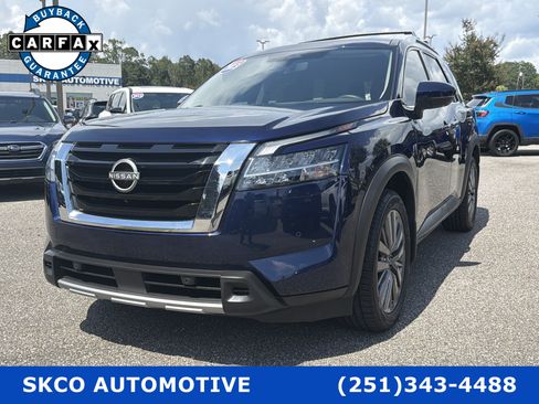 Used 2023 Nissan Pathfinder SL w/ SL Premium Package FWD image 1