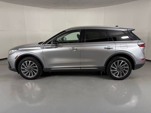 Used 2024 Lincoln Corsair Reserve w/ Equipment Group 201A image 2