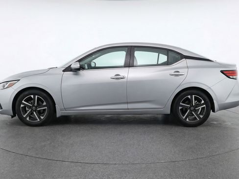Used 2025 Nissan Sentra SV FWD image 5