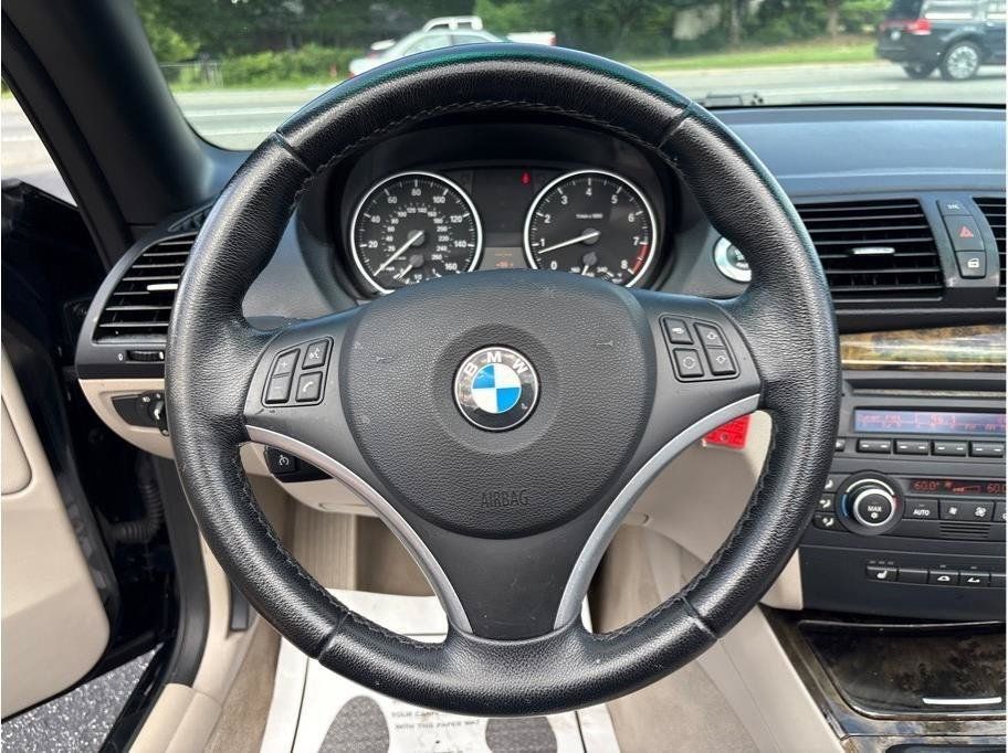 Used 2008 BMW 135i Convertible RWD image 13