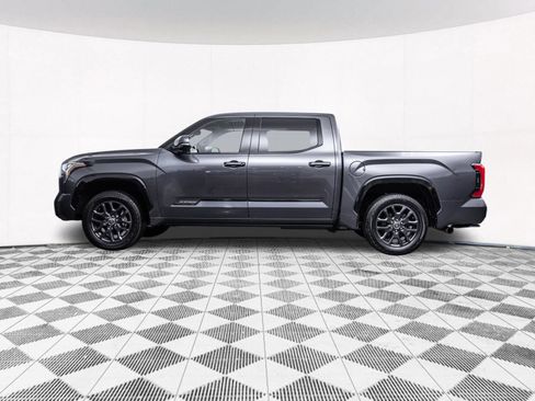 Used 2022 Toyota Tundra Platinum w/ Advanced Package AWD/4WD image 7