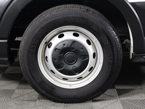 Used 2021 Ford Transit 150 Low Roof RWD image 19