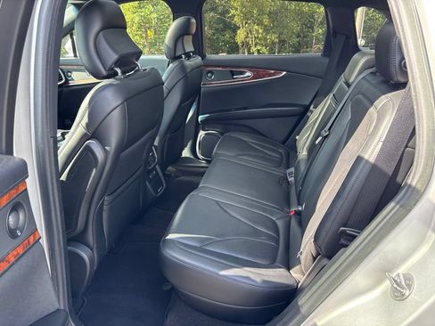 Used 2019 Lincoln Nautilus Reserve AWD/4WD image 10
