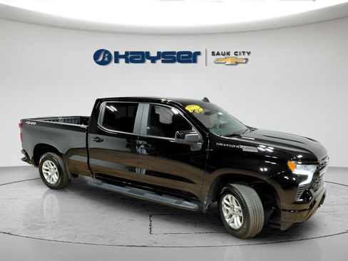 Used 2025 Chevrolet Silverado 1500 RST AWD/4WD image 11