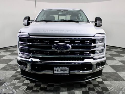 Used 2024 Ford F250 Lariat image 2