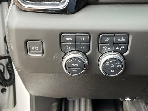 Used 2025 GMC Sierra 1500 Denali Ultimate AWD/4WD image 23