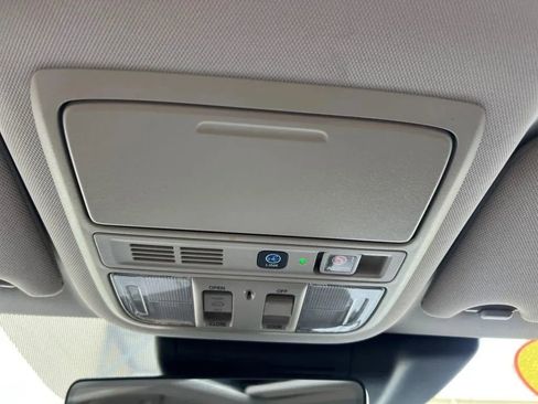 Used 2018 Honda Accord Touring image 47